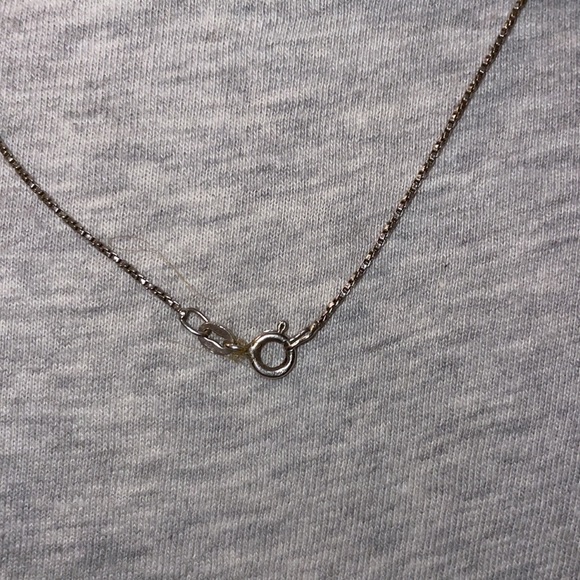 Vintage Sterling Silver Native American Bear Clan Pendant with SS feather. - Picture 4 of 4